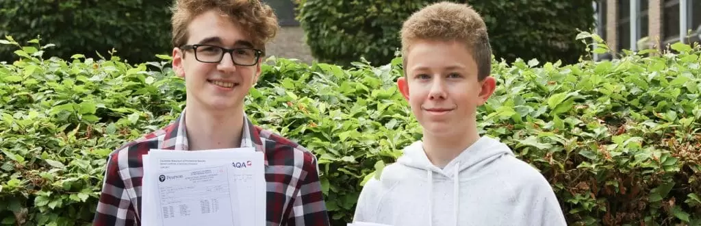 hero-excellent-i-gcse-success-1