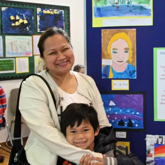 gallery-family-life-main-art-exhibition