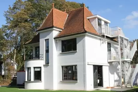 half-width-cavell-house