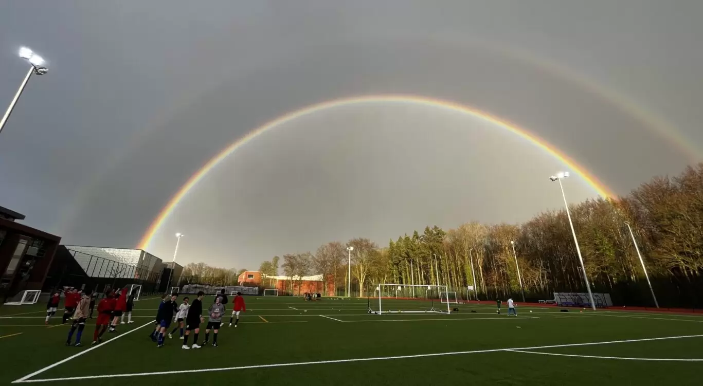 Football_Rainbow2